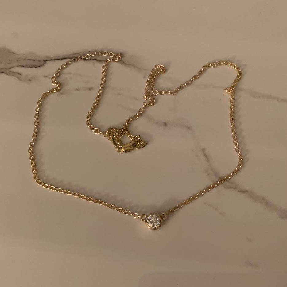 9kt Gold Diamond Pendant