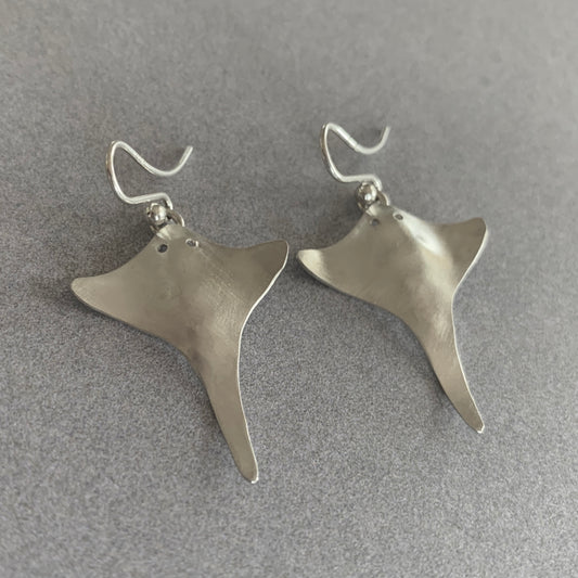Ear Ring: Sting Ray.