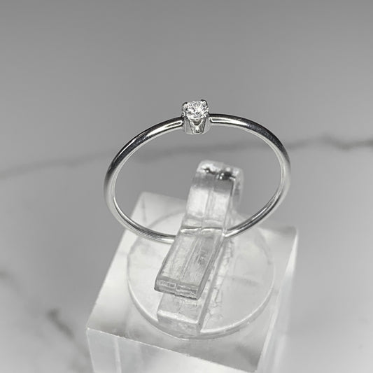 Solitaire Ring with 2.5mm, 0.06ct. Diamond on plain band