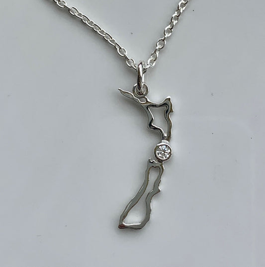 “Shaky Isles” Pendant with 3mm (0.10ct)Diamond