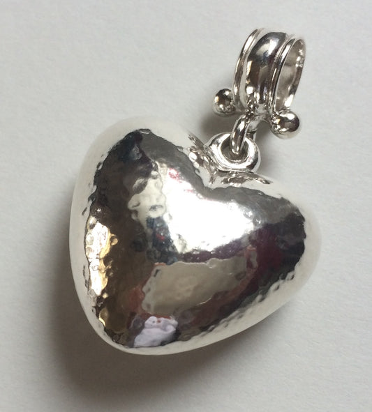 Plain Puff Heart Pendant