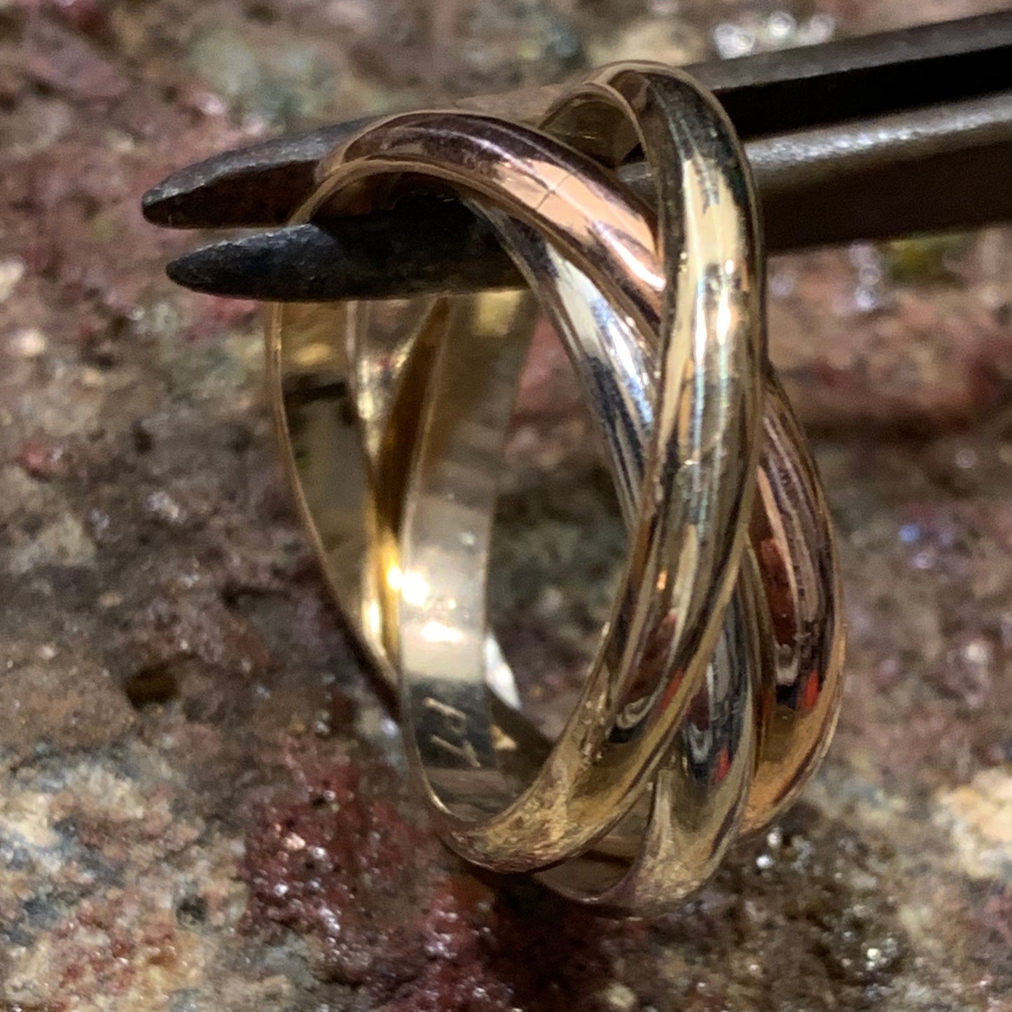 9kt Gold Russian Wedder Ring