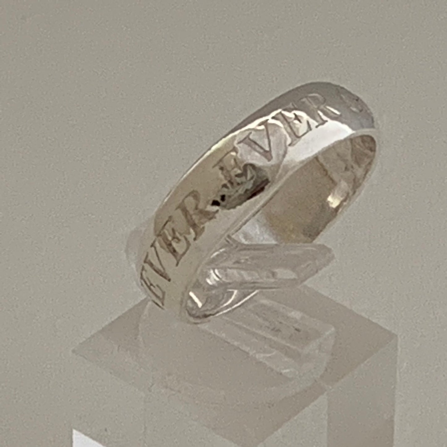 Sterling Silver Words to Wear Ring Never Give Up!