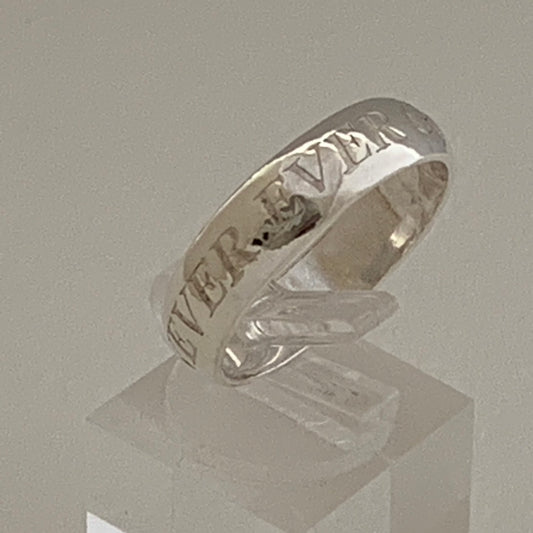 Sterling Silver Words to Wear Ring Never Give Up!