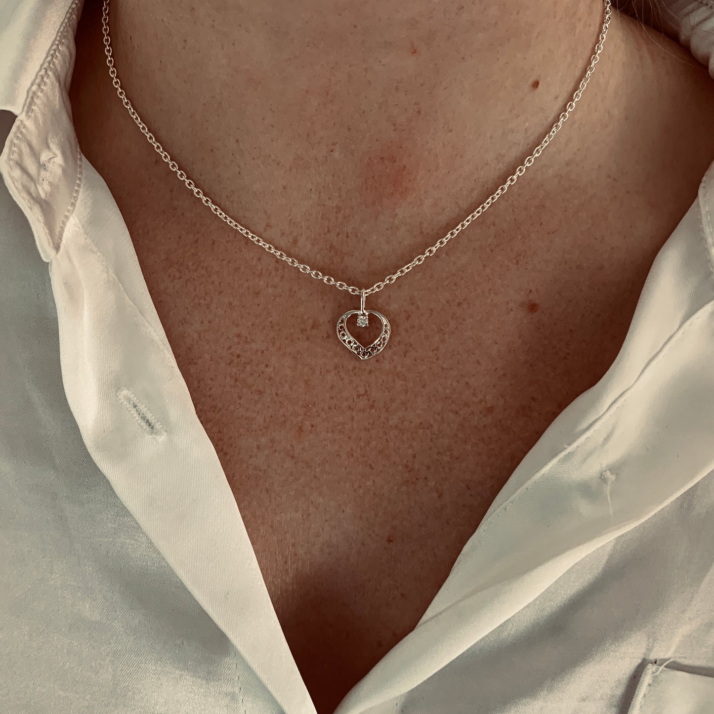 Filigree Heart Pendant with 2.5mm (0.06ct)Diamond