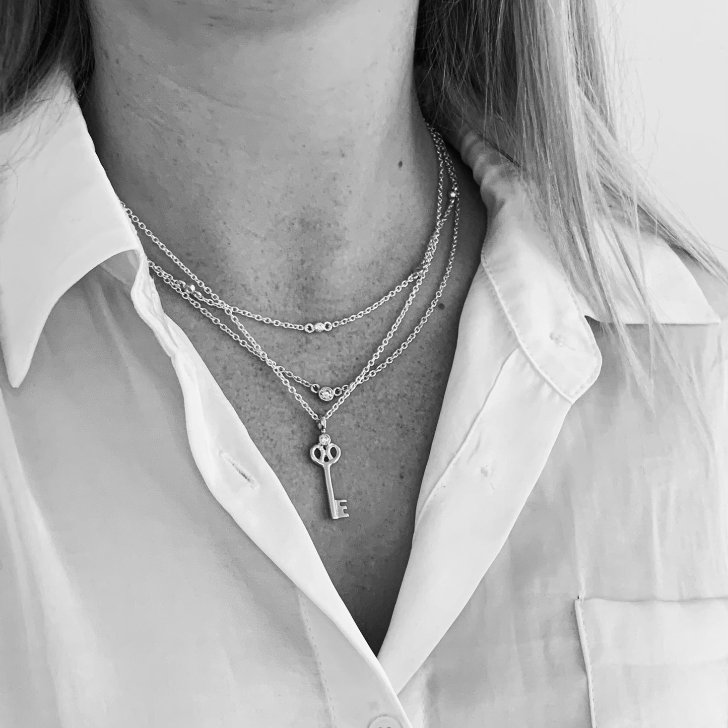 Key Pendant with 3mm (0.10ct)Diamond