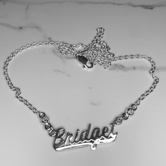 Name Chain, framed with 2 x 2.5mm Diamonds