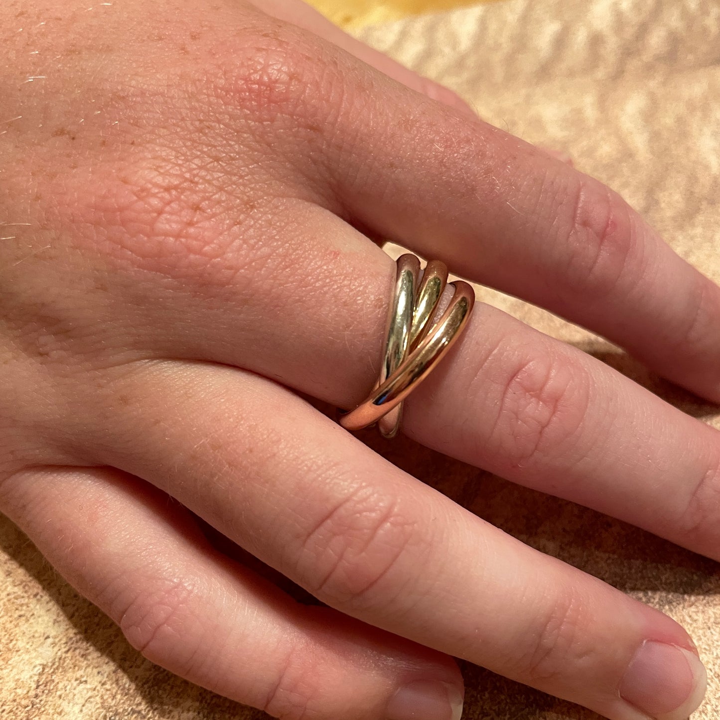 9kt Gold Russian Wedder Ring